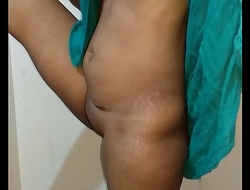 Indian Newly Married Bhabhi Body Massage Just After Bath