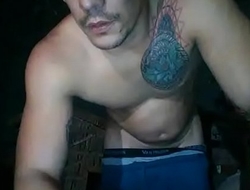 Muscle straight latino shows his ass on cam