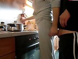 Amateur large whoppers copulates in kitchen